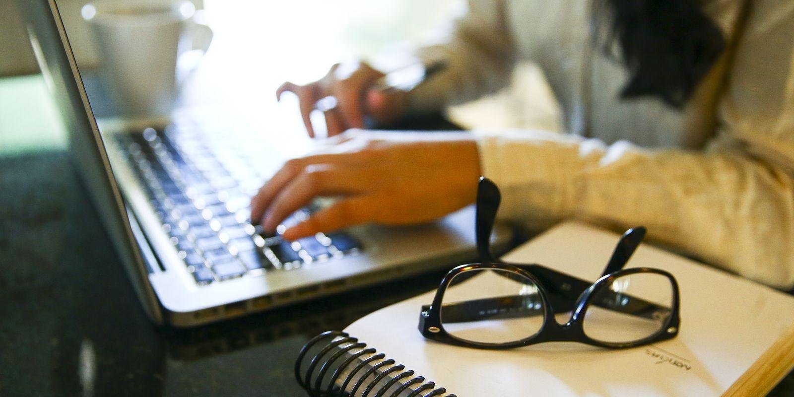 Cursos gratuitos sobre IA para professores têm inscrições abertas pela internet
