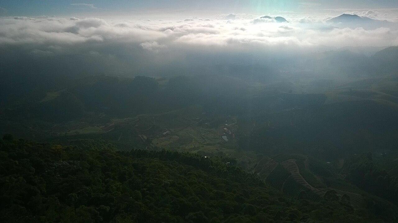 Processo seletivo Dores do Rio Preto tem 176 vagas com salários de até R$ 17 mil