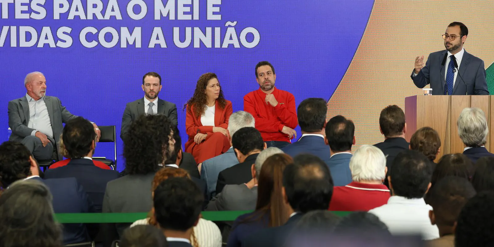 Novo teto do MEI: lei sancionada perdoa dívidas tributárias e amplia limite de faturamento