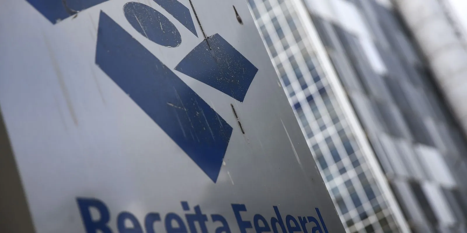 Restituição do Imposto de Renda bate recorde e chega a R$ 41 bilhões em 2026