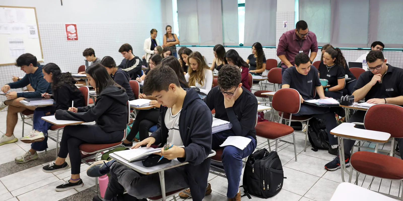 Vagas remanescentes do Fies têm inscrições gratuitas até 3 de novembro